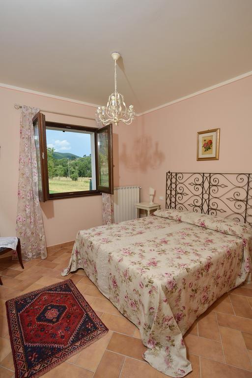 Agriturismo I Granai Crocemaroggia Luaran gambar